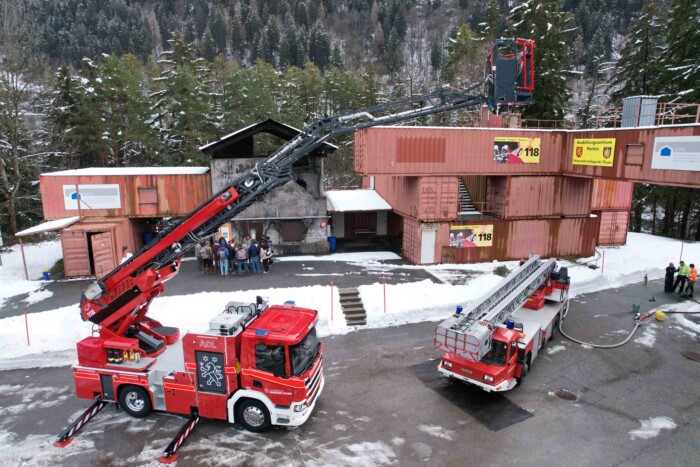 Apró, de hatékony tűzoltóautó áll szolgálatba Svájcban 1