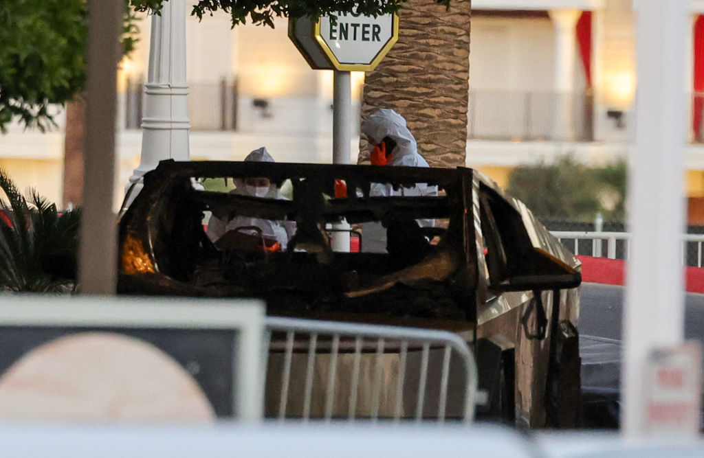 Cybertruck Explosion Outside Trump International Hotel Investigated For Terror Ties | Vezess | Vezess