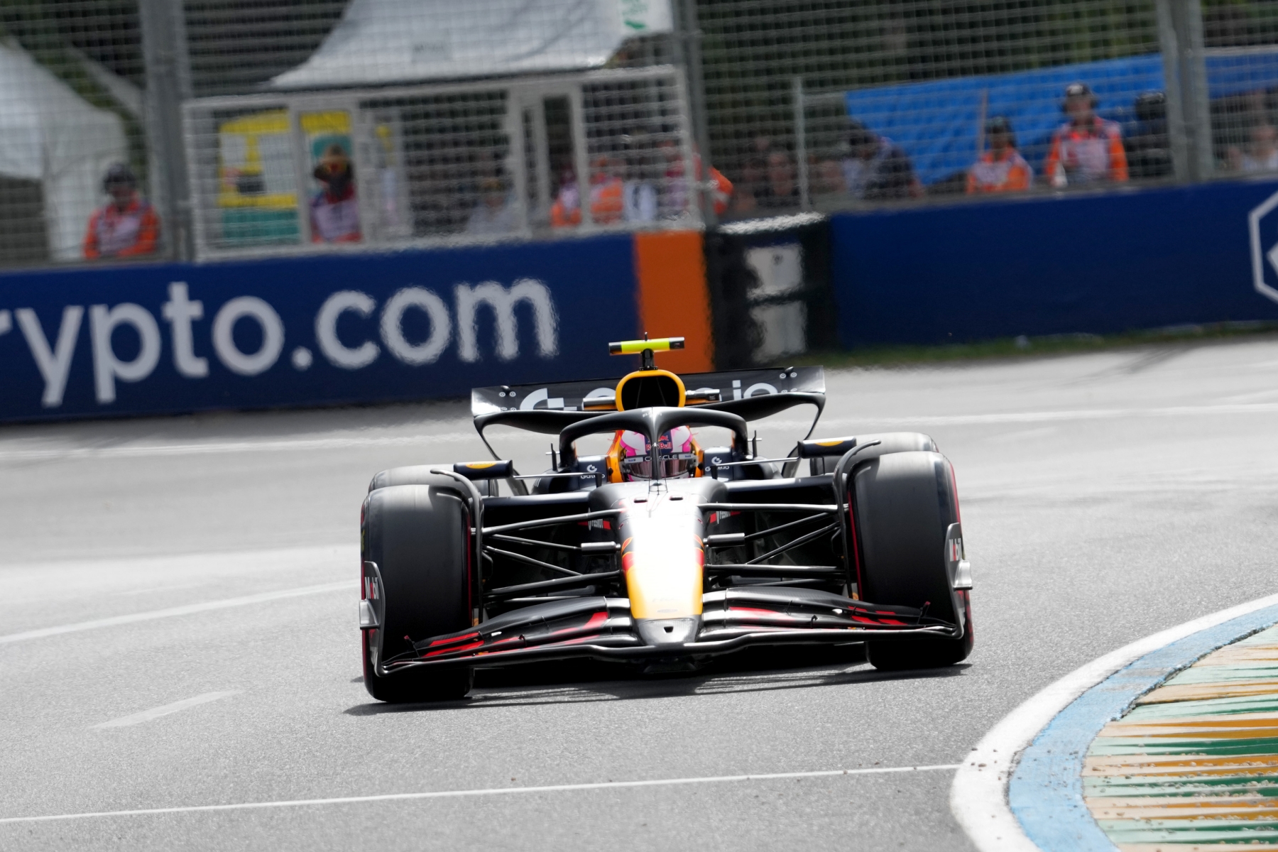 F1: Máris magyarázkodik az új pilótája miatt a Red Bull