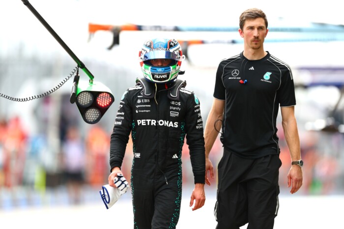 F1: Egy kavics babrált ki Hamilton utódjával 2