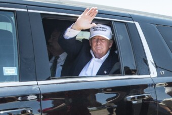 Új elnöki autót gyártanak Trumpnak