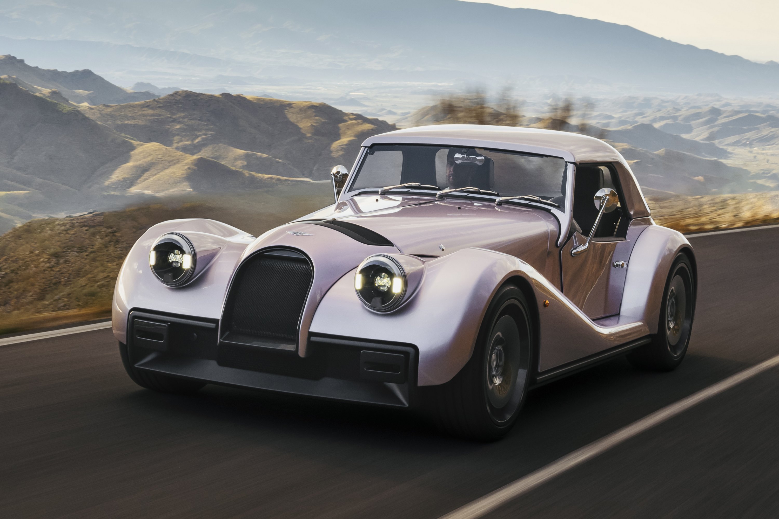 hero_01_morgan_supersport_location_lilac_002 | Vezess | Vezess