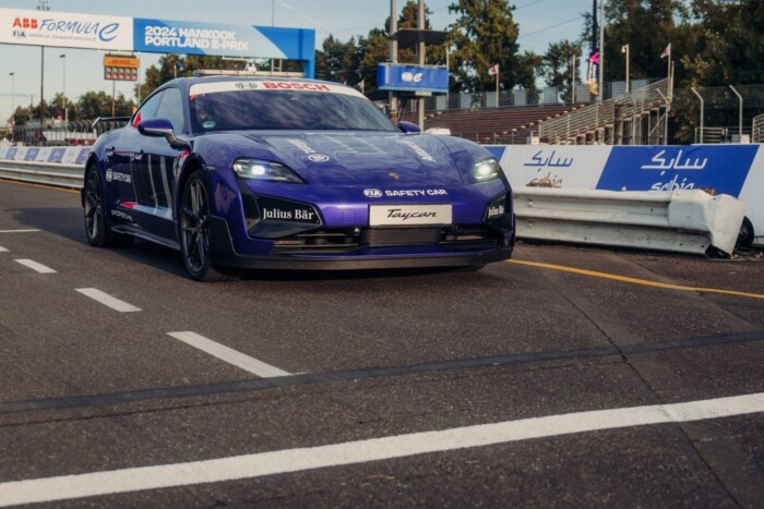 Négy földrészen nincs gyorsabb ennél a Porschénál 6