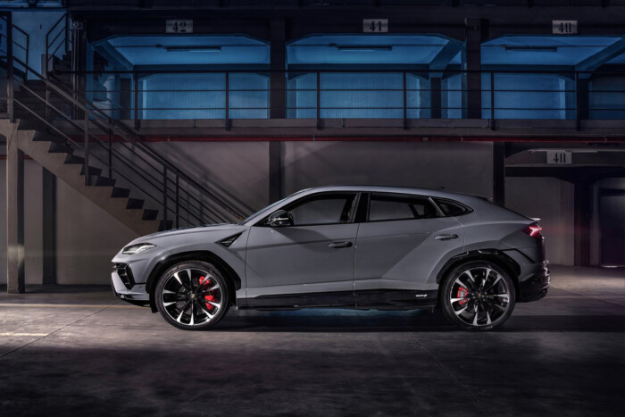 Ferrari vagy Lamborghini? Kiderült, melyik kell használtan a magyaroknak