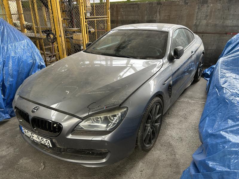 Féláron kínál lefoglalt Teslákat a NAV 8