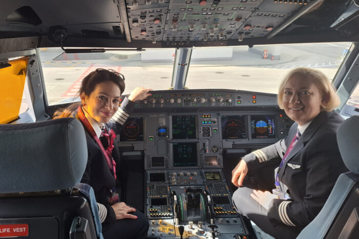 Különleges repülőjárat indult Budapestről 4