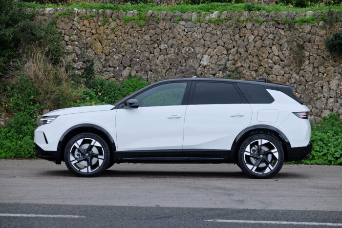 Az arany középút – Opel Grandland PHEV teszt 6 | Vezess Az arany középút – Opel Grandland PHEV teszt 6