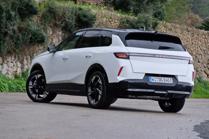 Az arany középút – Opel Grandland PHEV teszt 20 | Vezess Az arany középút – Opel Grandland PHEV teszt 20