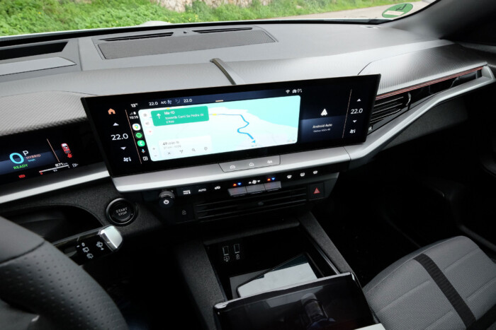 Az arany középút – Opel Grandland PHEV teszt 14 | Vezess Az arany középút – Opel Grandland PHEV teszt 14