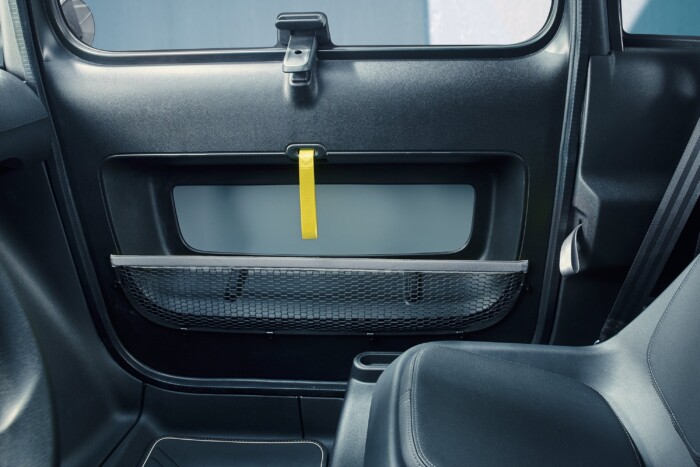 Minden színét elveszítette a legkönnyebb Opel 7