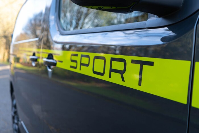 Furgonból faragott sportautót a Peugeot 7