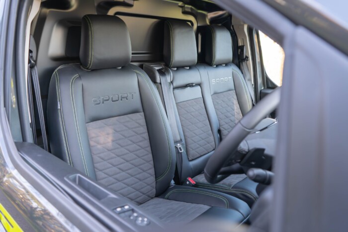 Furgonból faragott sportautót a Peugeot 6