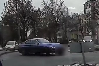 Szépen kiadta a drift a miskolci körforgalomban, féléves eltiltást ért a mutatvány