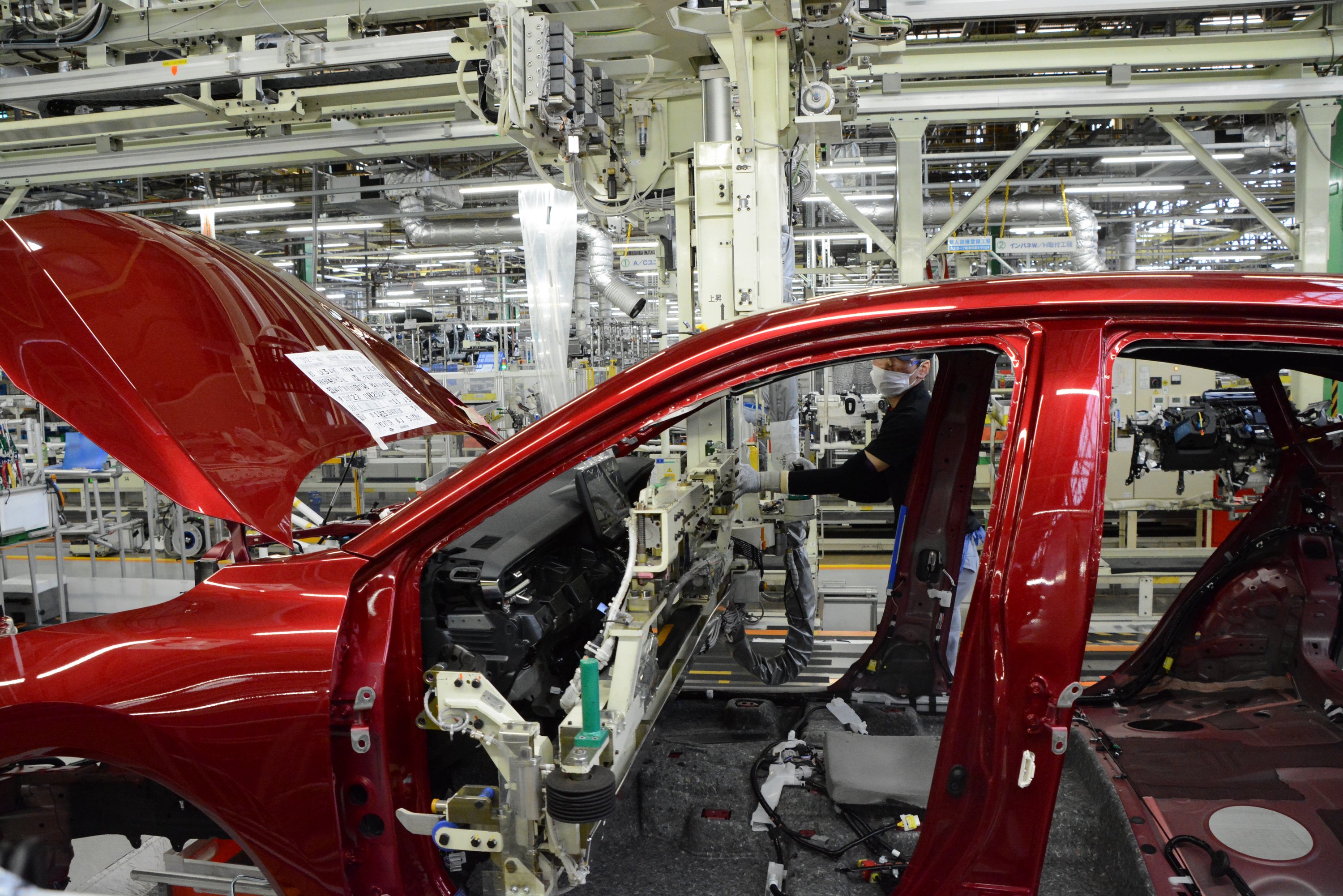 Robbanás miatt nem készül az egyik legnépszerűbb Toyota
