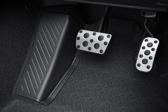 Egyre durvábban elfajzik a legeszementebb Toyota 14