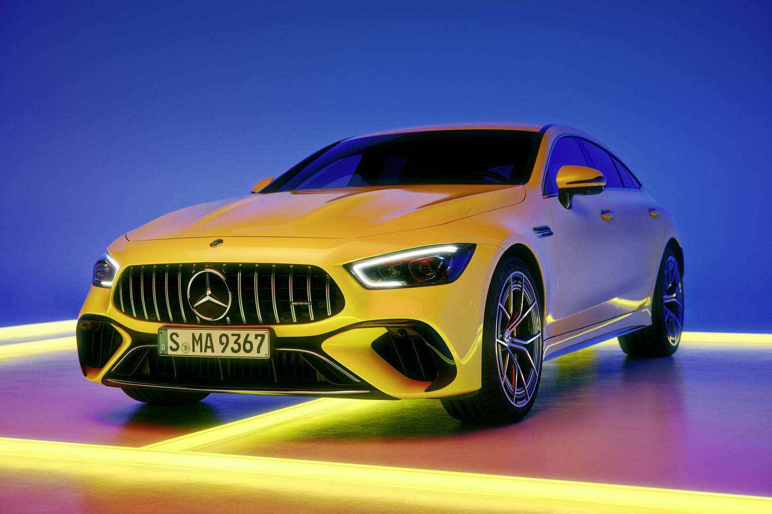 Pénzt spórol az autósnak a Mercedes csodafestéke