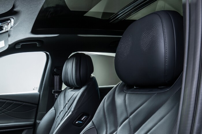 Prémium hibrid SUV érkezik Kínából 9