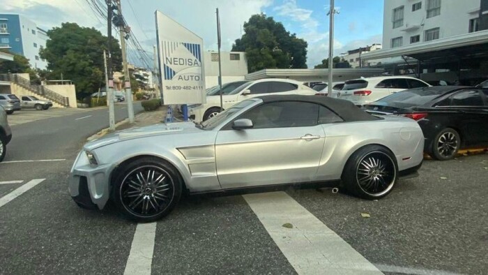 Itt van minden idők legrondább Ford Mustangja 2