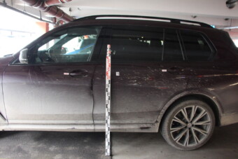 BMW-t tört fel a rendőrök előtt, mesélt, mint Andersen