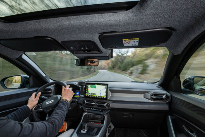 Nagyot mehet itthon a Dacia új családi autója 23