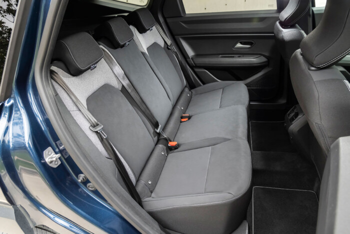 Nagyot mehet itthon a Dacia új családi autója 25