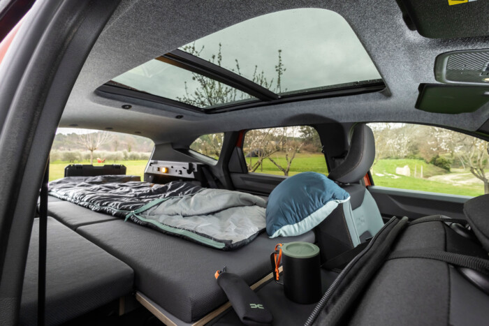 Nagyot mehet itthon a Dacia új családi autója 21