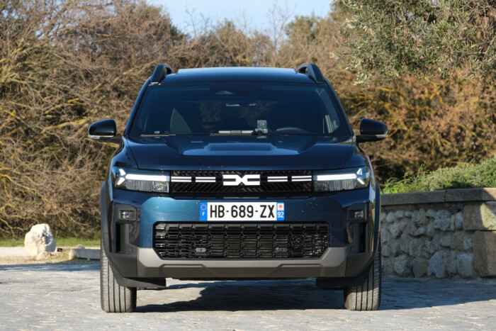 Nagyot mehet itthon a Dacia új családi autója 27