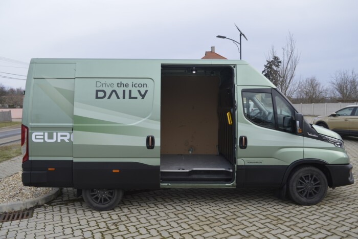 Ez az Iveco felveszi a versenyt a németekkel 15 | Vezess Ez az Iveco felveszi a versenyt a németekkel 15