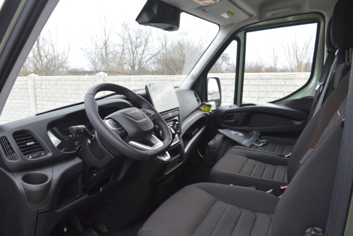 Ez az Iveco felveszi a versenyt a németekkel 8 | Vezess Ez az Iveco felveszi a versenyt a németekkel 8