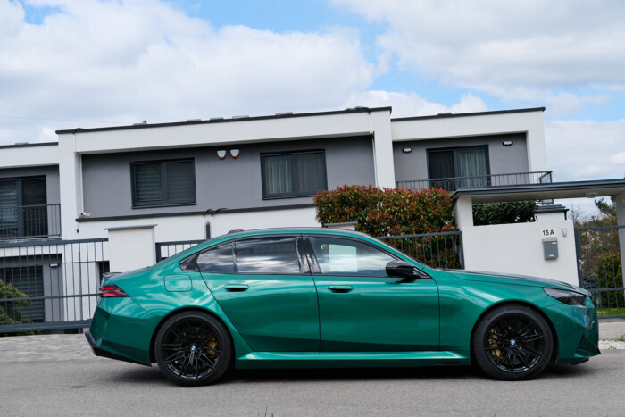 Pusztítótan erős, mégsem sportos az új BMW M5 6