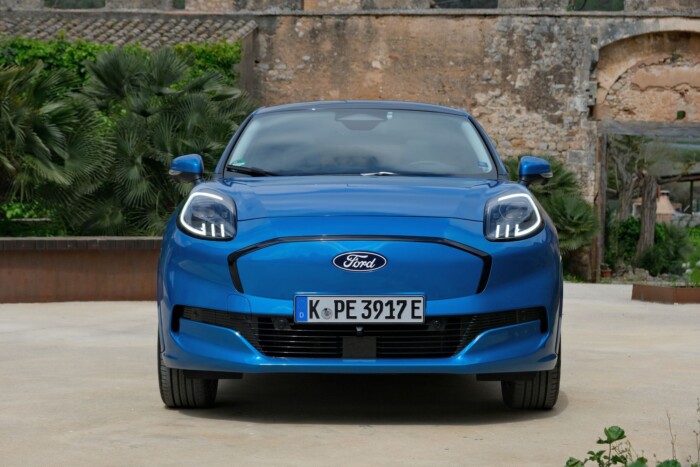 Ilyen villanyautóból kell sok, nem ezerlóerős szörnyekből 6