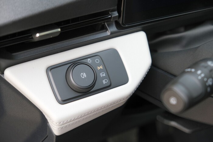 Ilyen villanyautóból kell sok, nem ezerlóerős szörnyekből 11