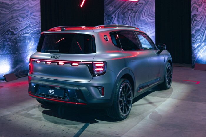 Ez a Smart erősebb, mint egy 12 hengeres Bentley! 6