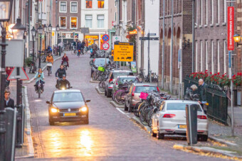 Durván esett a halálos közúti áldozatok száma, Hollandiában