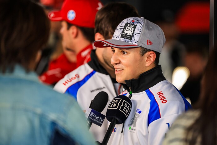 F1: Majdnem autót tört a remeklő újonc 2