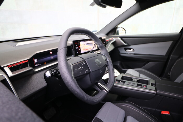 Ezt tudja a legnagyobb Opel a legolcsóbb motorral 20