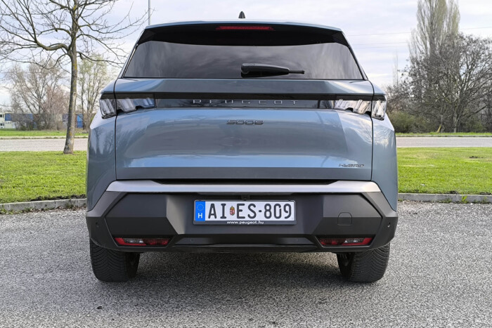 14 millióig nincs feltűnőbb autó a magyar nagycsaládoknak 6