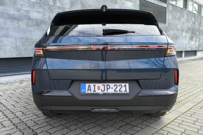 Ezt tudja a legnagyobb Opel a legolcsóbb motorral 7