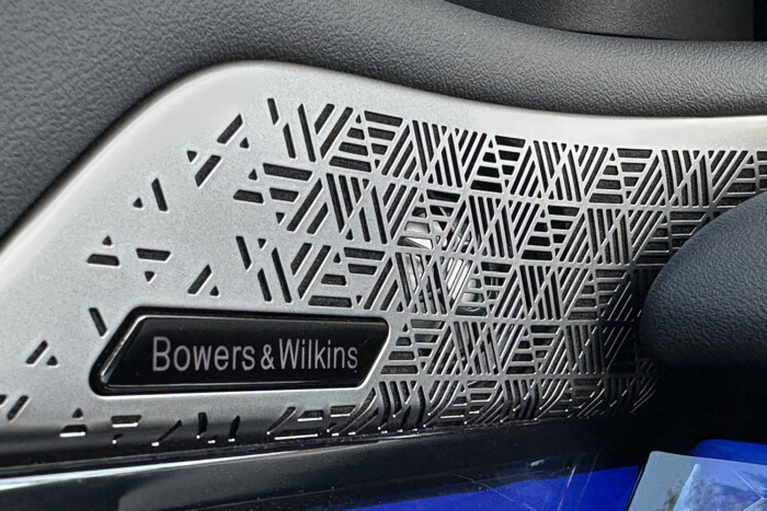 Pusztítótan erős, mégsem sportos az új BMW M5 9