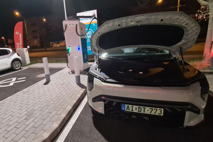 Jó ez az autó, csak megvenni nehéz 18