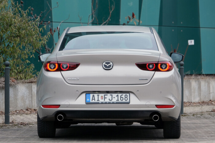 Igazából a nagy motor fogyaszt keveset? 22