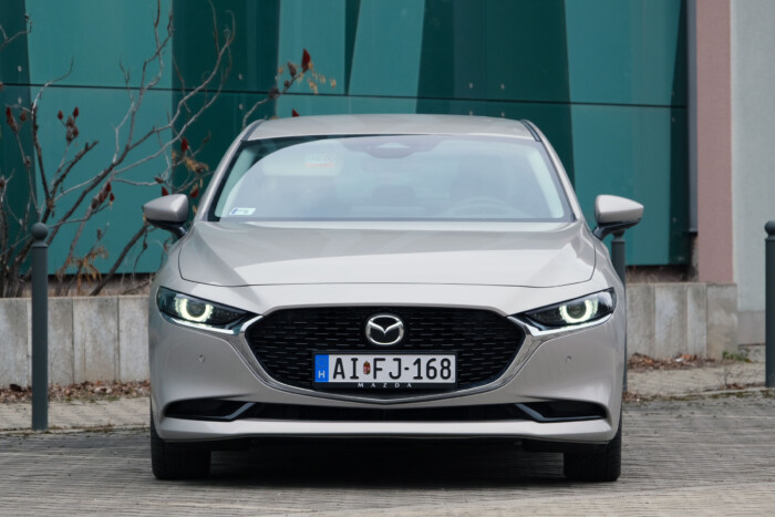 Igazából a nagy motor fogyaszt keveset? 20