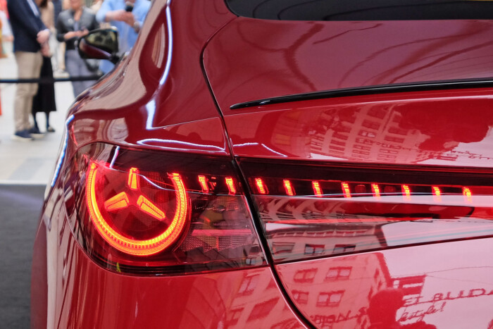 Magyarországon az új Mercedes-Benz CLA 10