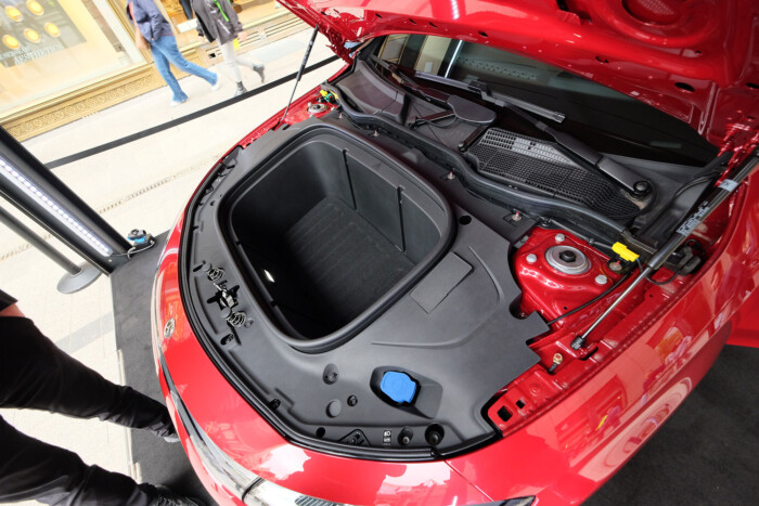 Magyarországon az új Mercedes-Benz CLA 8