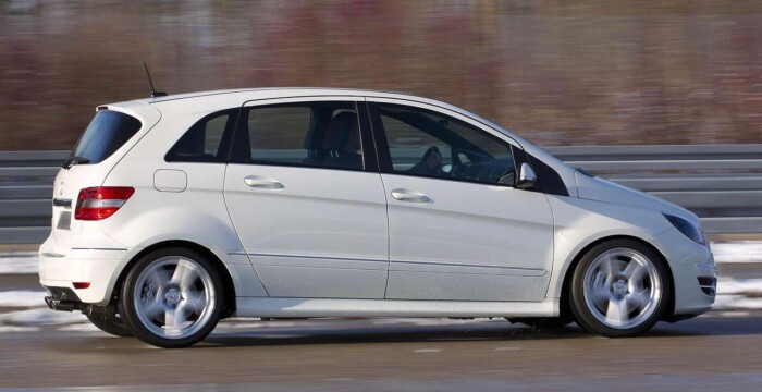 Egyetlen darab készült a vezethetetlenül erős családi Mercedesből 2 | Vezess Egyetlen darab készült a vezethetetlenül erős családi Mercedesből 2