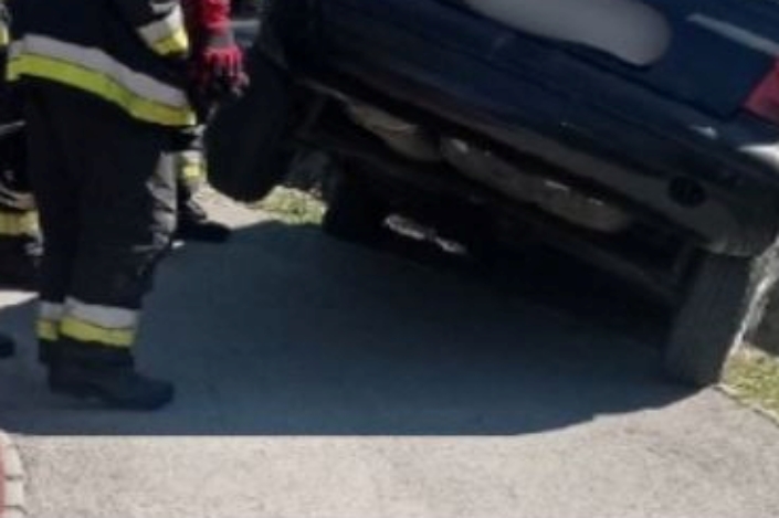 A rendőrök se hagyták szó nélkül a 87 éves autós mutatványát