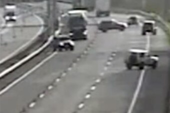 Félelmetes, mit művelt egy terepjárós csoport az M7-terelésben