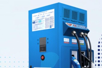 Jócskán csökkenti a villanyautó-töltés díját a Mol