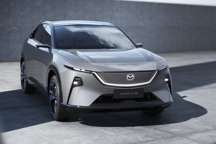 Új SUV jön a Mazdától 6