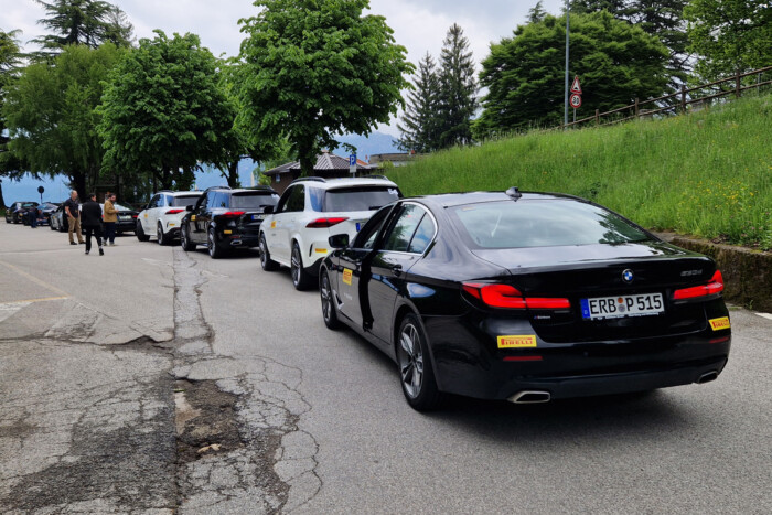 Titkos laborban készül a világ legdrágább autóira a gumi 7